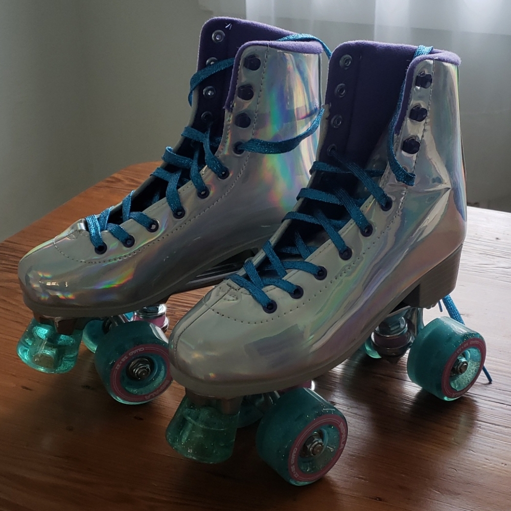 Impala Holographic Quad Roller skates